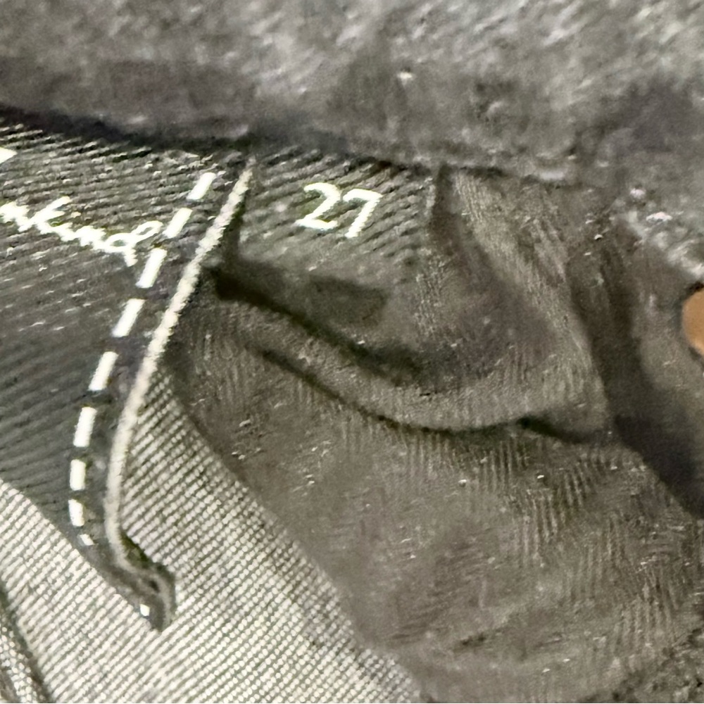 7 for All Mankind Jeans Women's 27 Black Stonewash Distressed Mid Rise Stretch - Picture 9 of 9